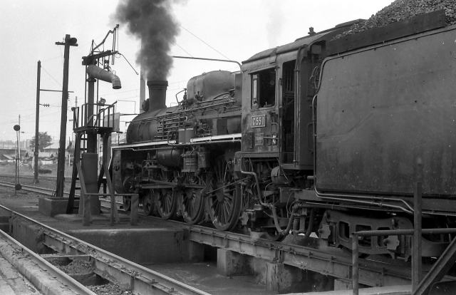 国鉄　区名札「旭」 旭川機関区 続々区名札～西日本の機関車を中心に[鉄道模型] | 重単5175 ～鉄道模型